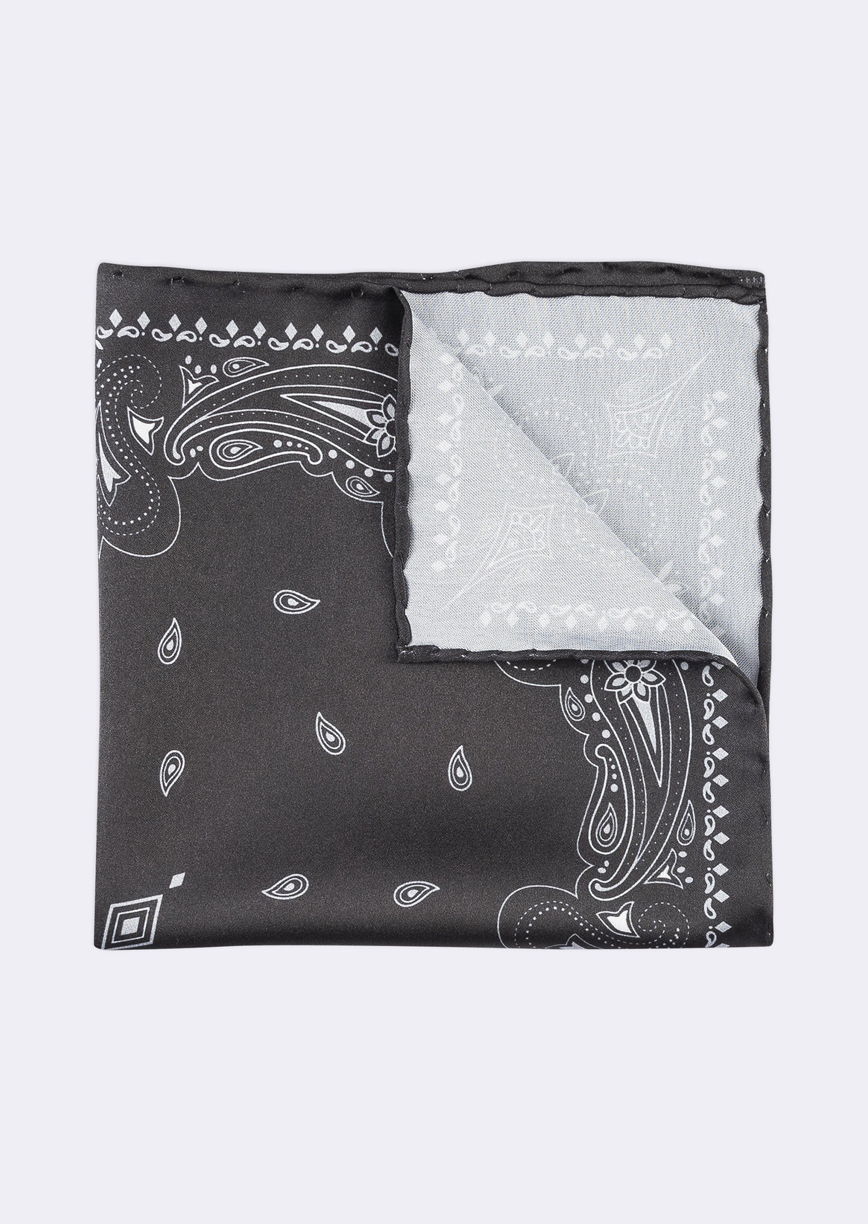 Standard Pocket Square