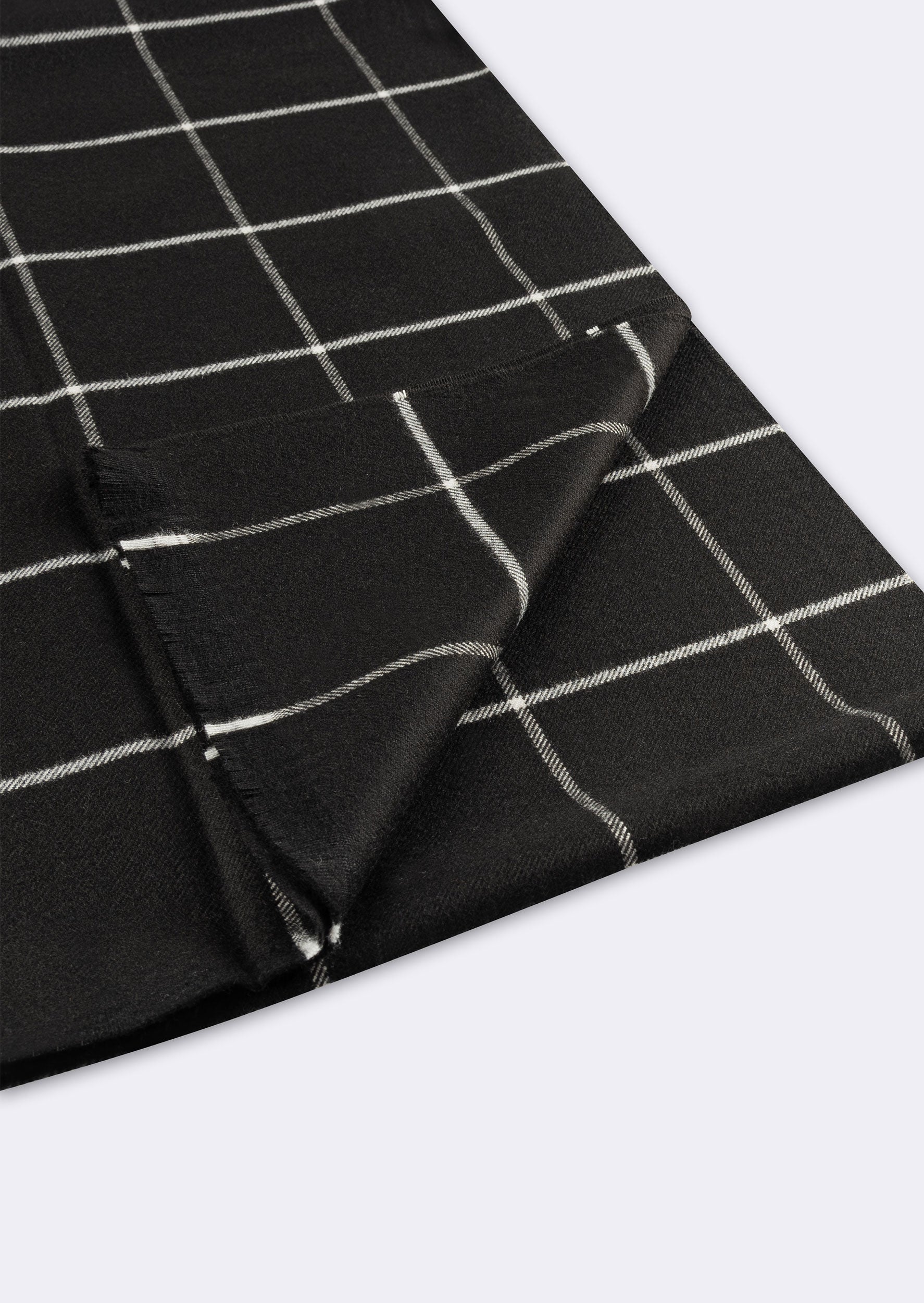Standard Fit Black Winter Scarf