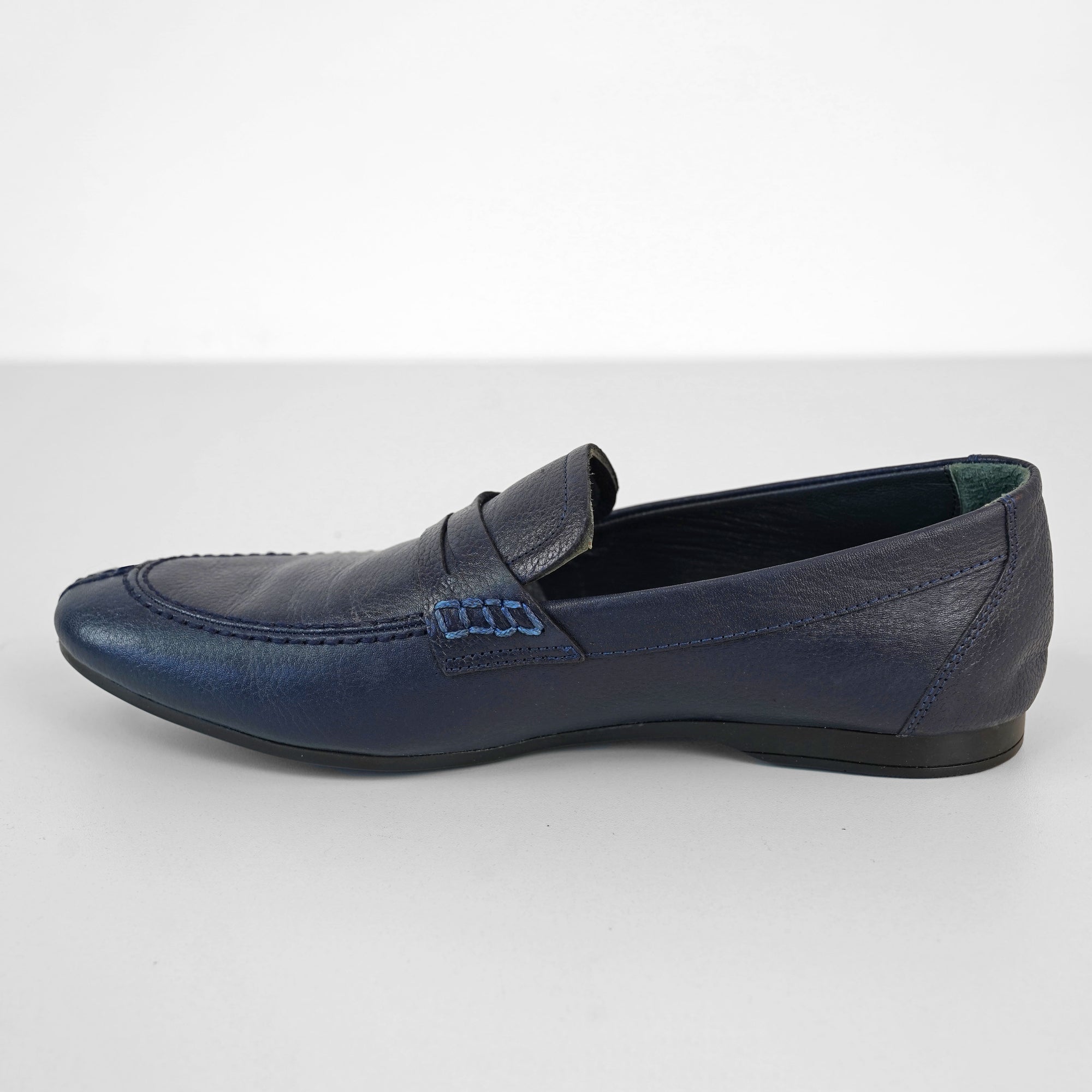 Navy Trainers