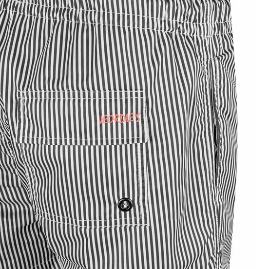 Color Short
