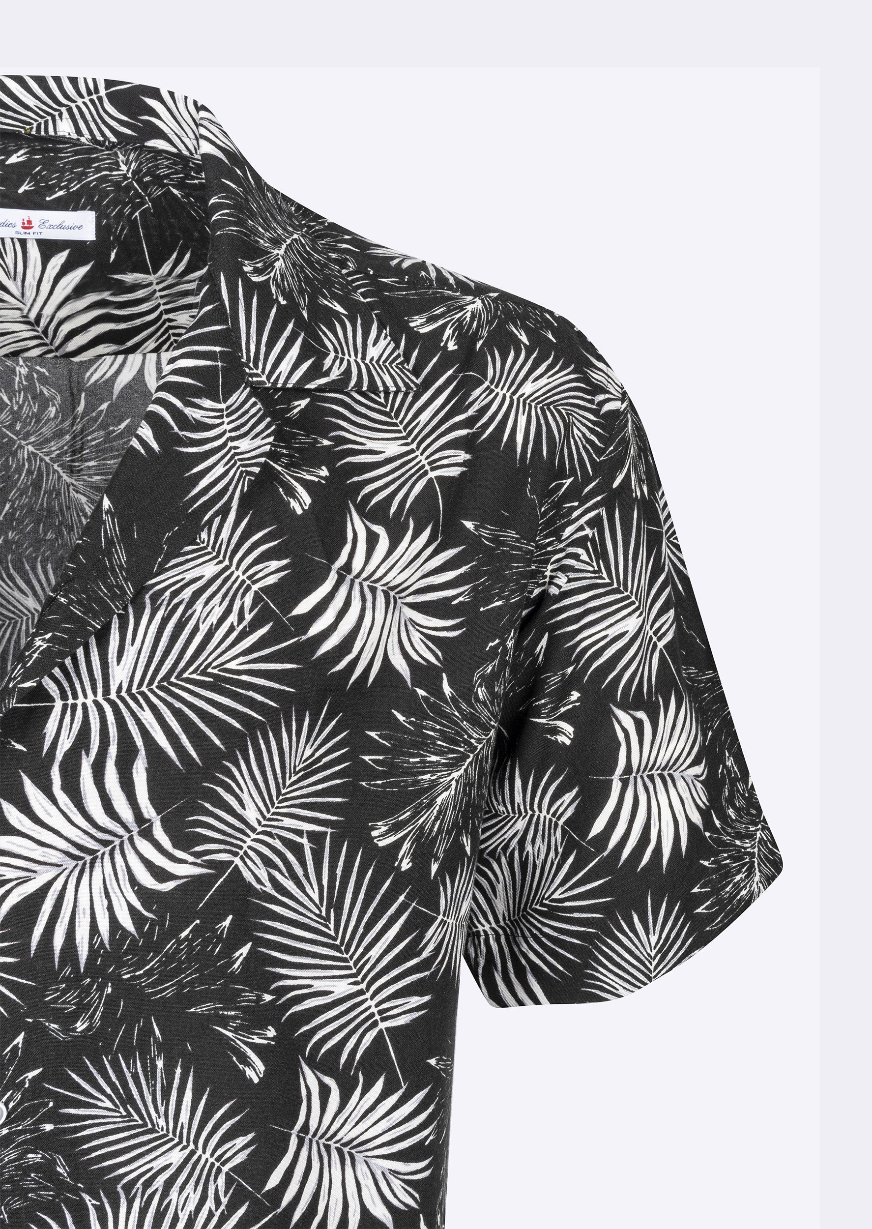 Black - White Short Sleeve Shirt