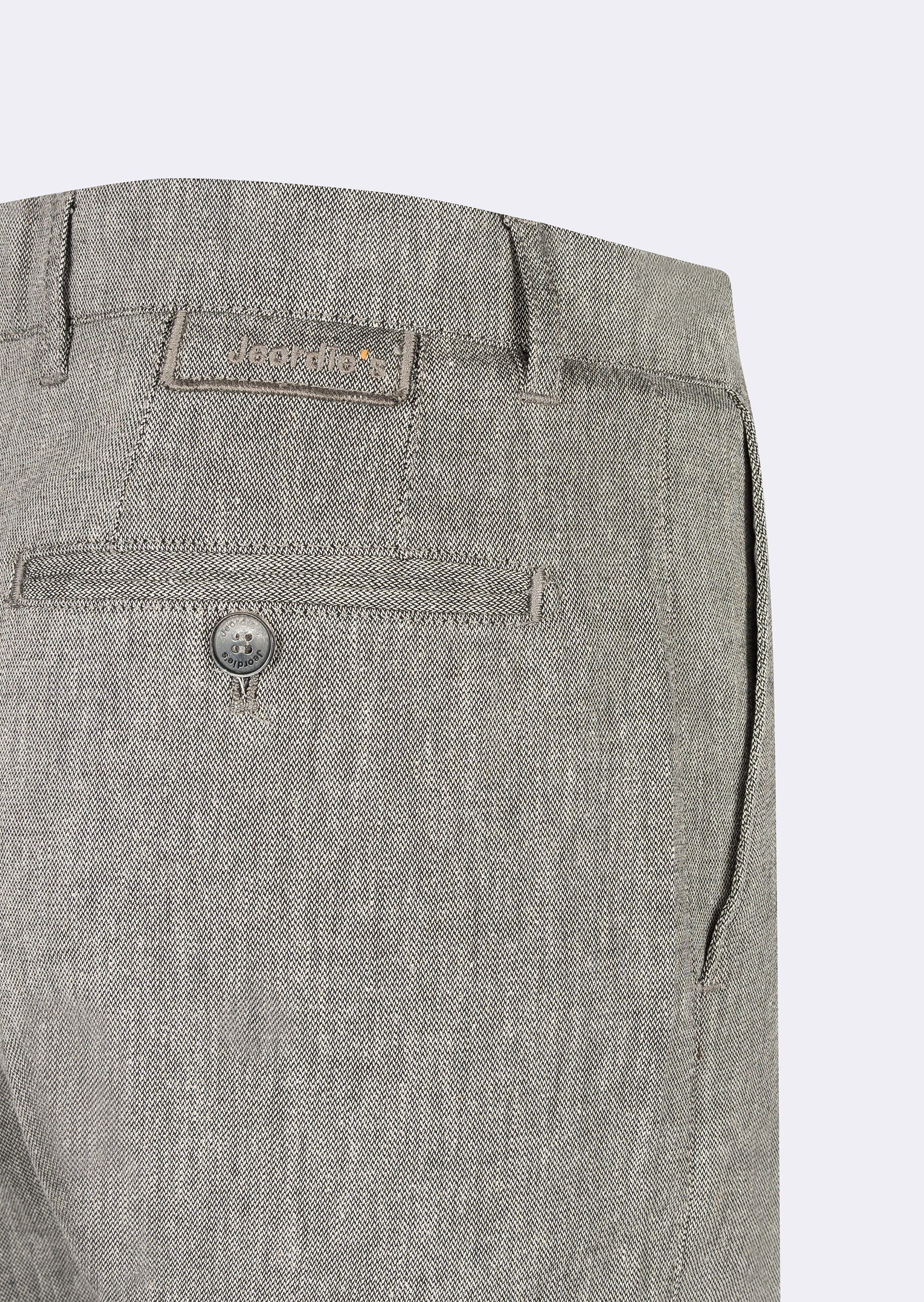 Black Bermuda Short